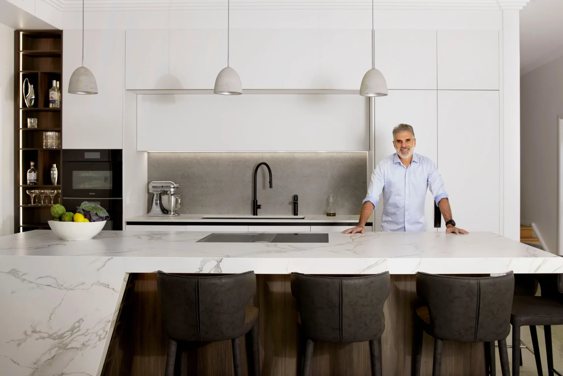 FRESHWATER MODERN