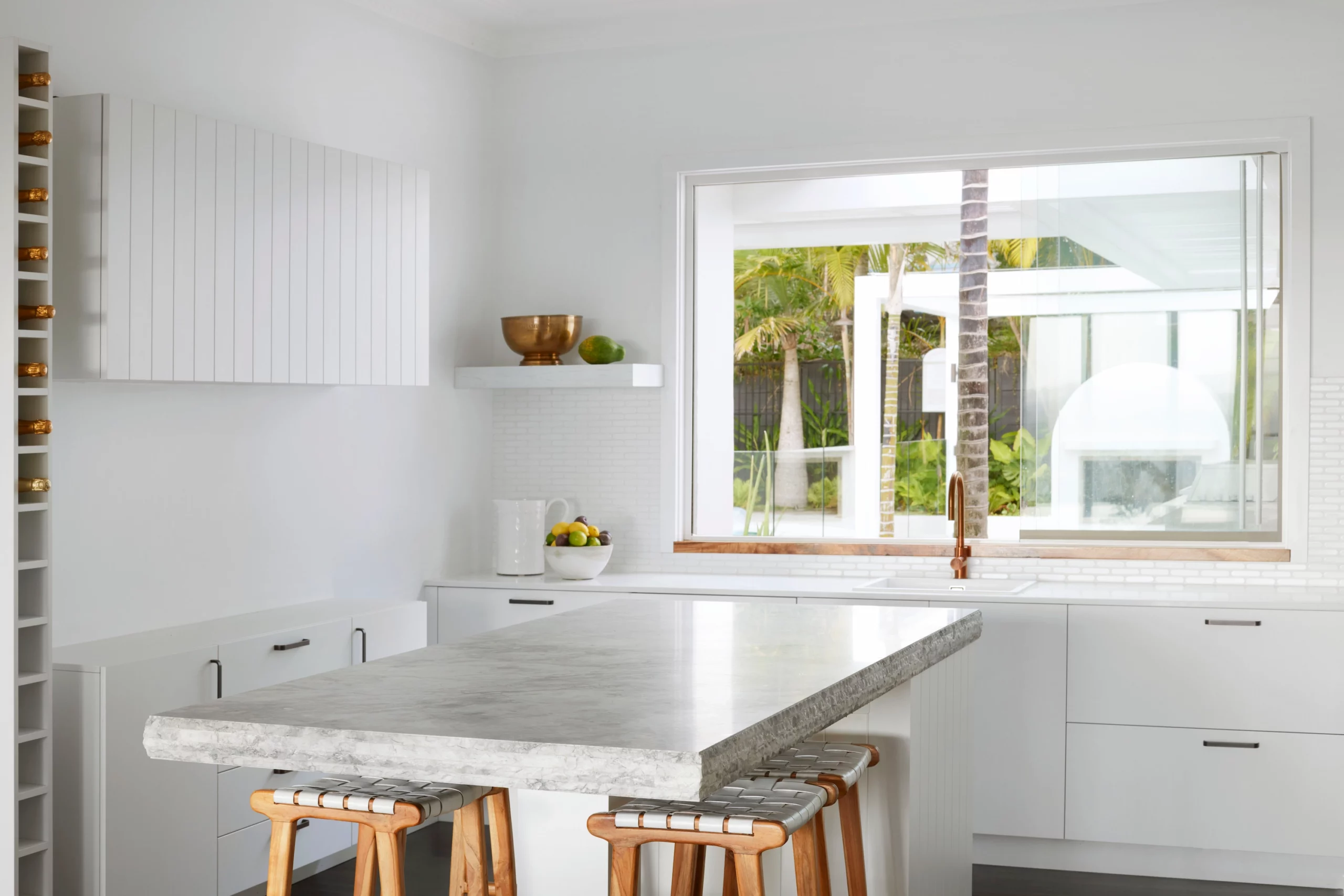 Kitchen Ideas with a Breakfast Bar: From Morning Coffee to Evening Entertaining